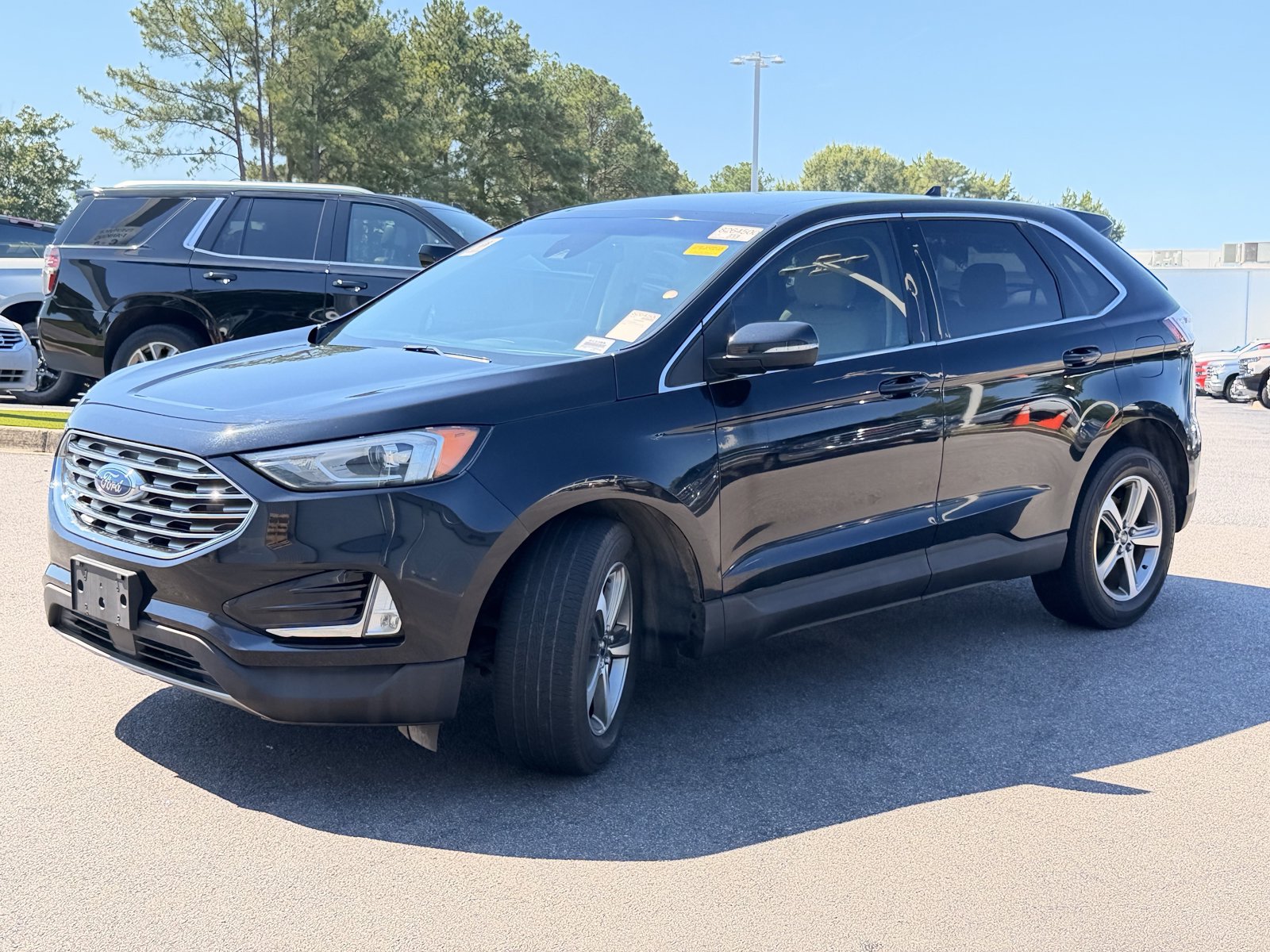Used 2019 Ford Edge SEL w/ Equipment Group 201A FWD image 7