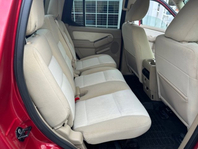 Used 2010 Ford Explorer Sport Trac XLT image 30