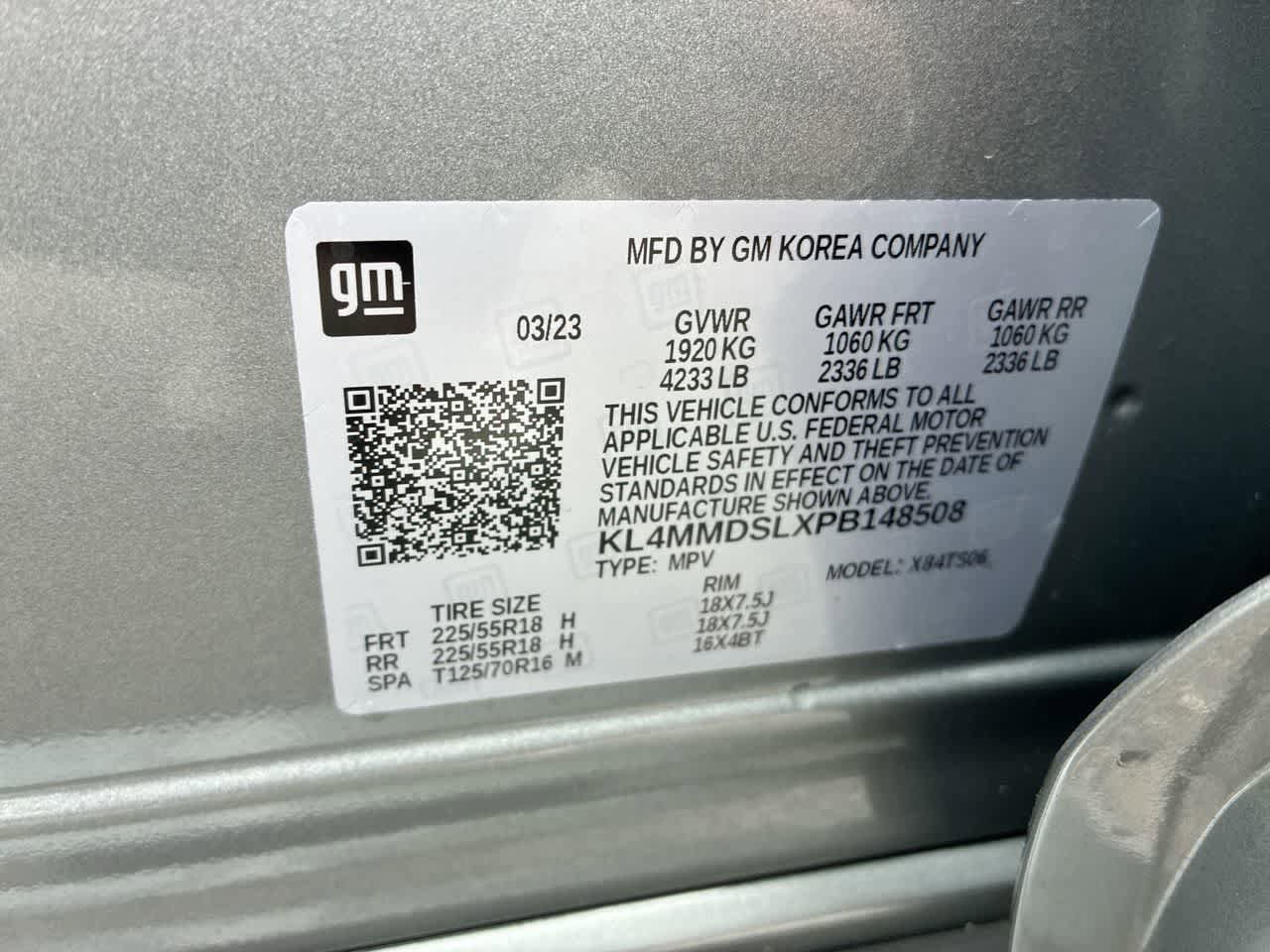 Used 2023 Buick Encore GX Select w/ Sport Touring Package FWD image 32