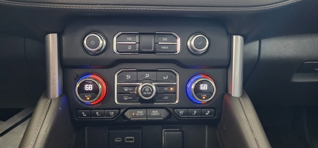 Used 2023 GMC Yukon SLT image 27