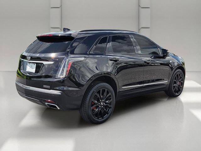 Certified 2024 Cadillac XT5 Sportv w/ Technology Package AWD/4WD image 5