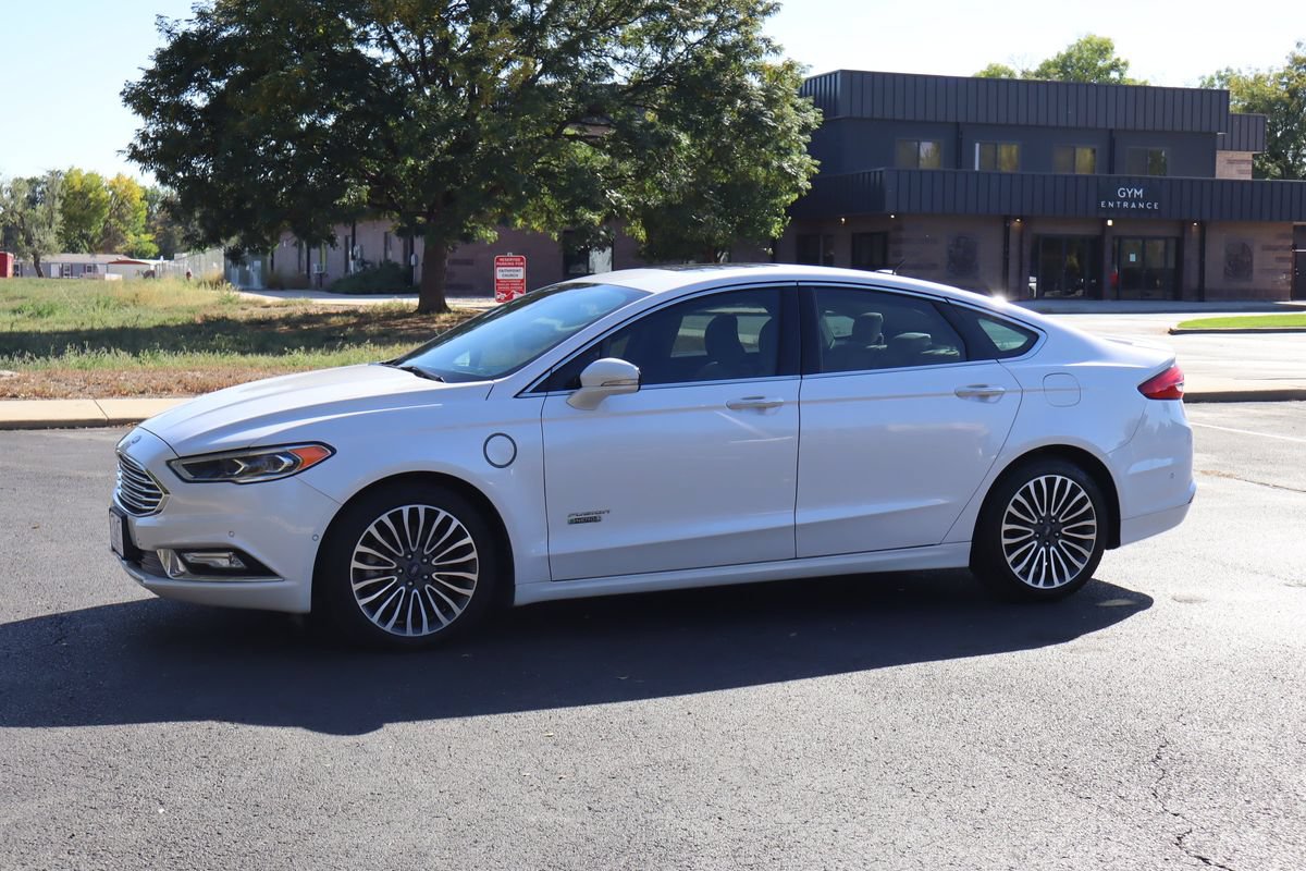 Used 2017 Ford Fusion Energi Titanium FWD image 11