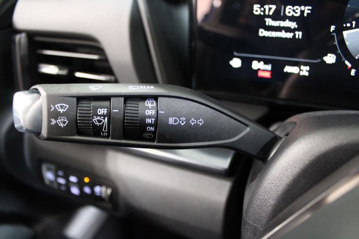 New 2026 GMC Terrain AT4 w/ Convenience Package III image 33