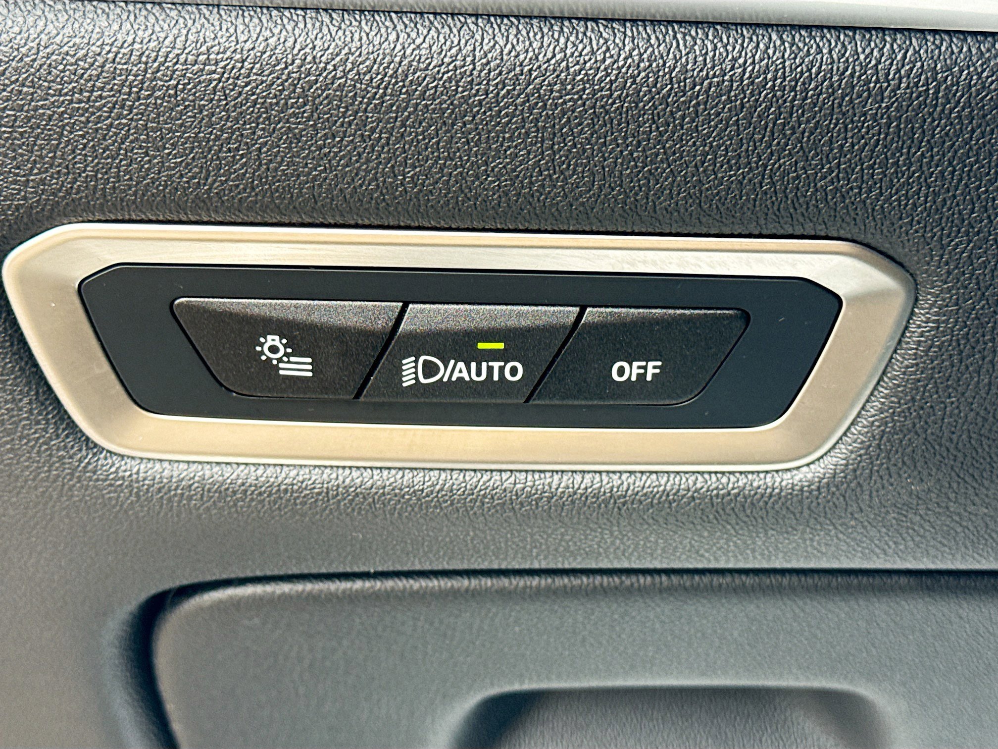 Used 2024 BMW X7 M60i w/ Executive Package image 38