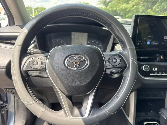 Used 2024 Toyota Corolla Cross LE FWD image 17