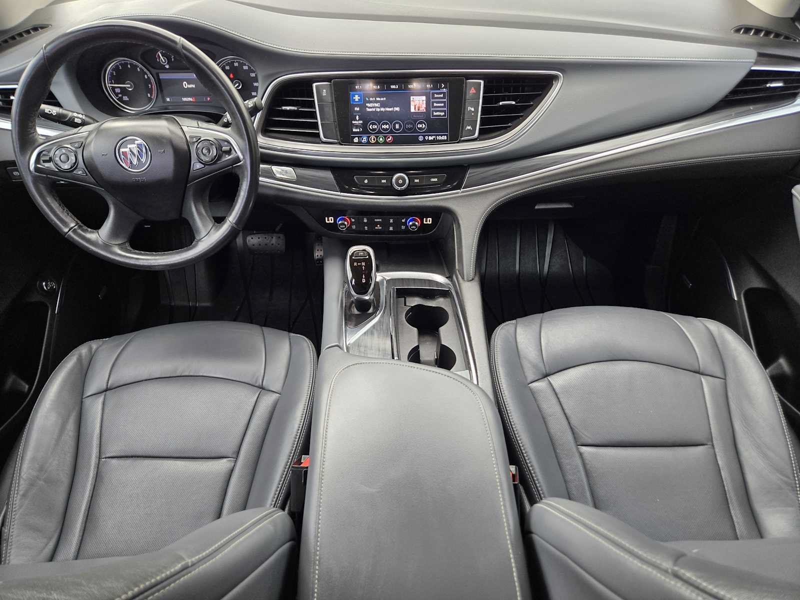 Used 2020 Buick Enclave Premium w/ Sun and Sites Package FWD image 25