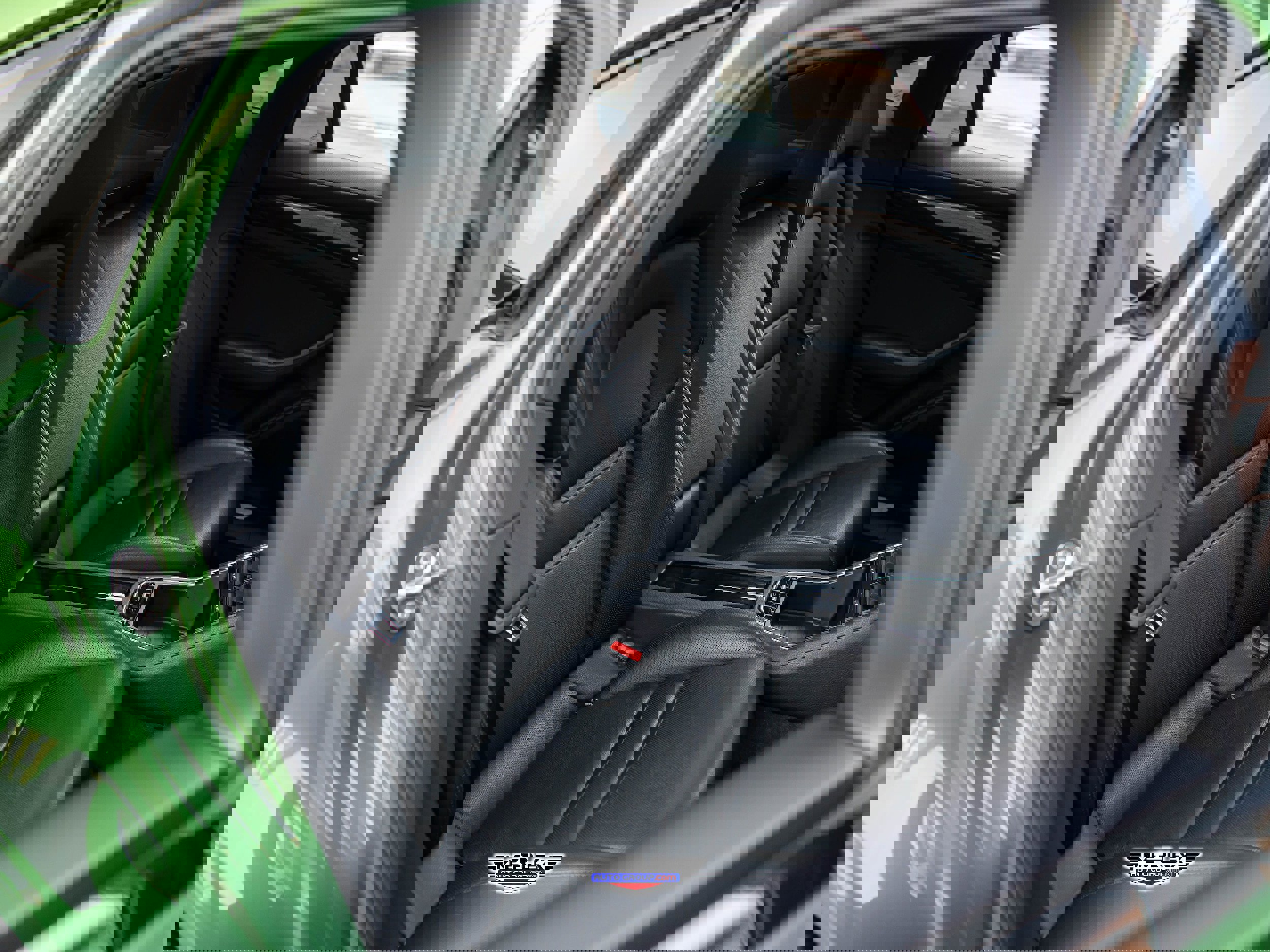 Used 2018 Porsche Panamera 4S image 18