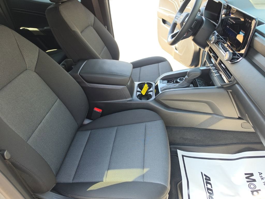 Used 2025 Chevrolet Colorado W/T w/ WT Convenience Package II image 26