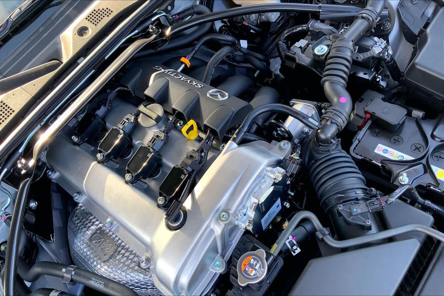 New 2026 MAZDA MX-5 Miata RF Grand Touring RWD image 17
