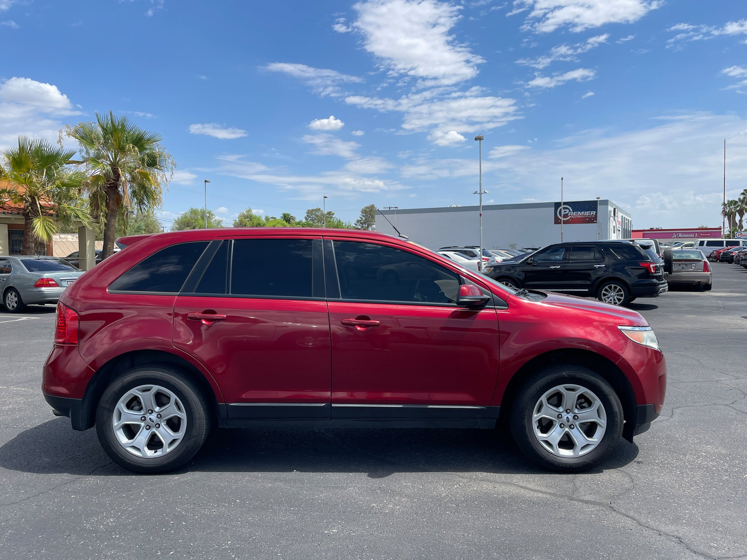 Used 2013 Ford Edge SEL FWD image 6