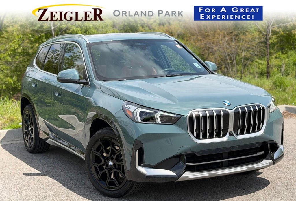 Used 2026 BMW X1 xDrive28i AWD/4WD image 1