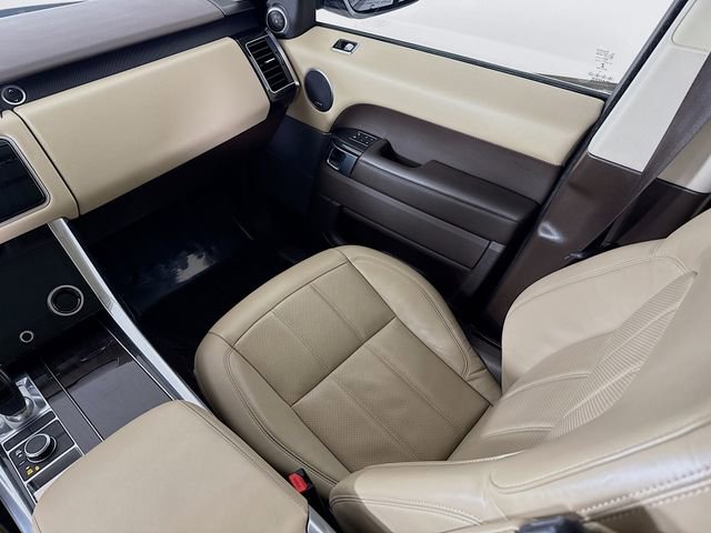 Used 2020 Land Rover Range Rover Sport HSE image 25