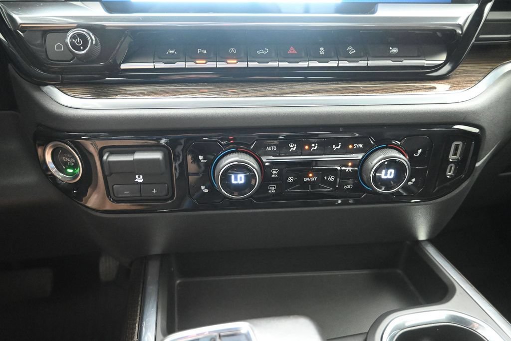 Certified 2022 Chevrolet Silverado 1500 LT Trail Boss w/ LT Trail Boss Premium Package AWD/4WD image 19