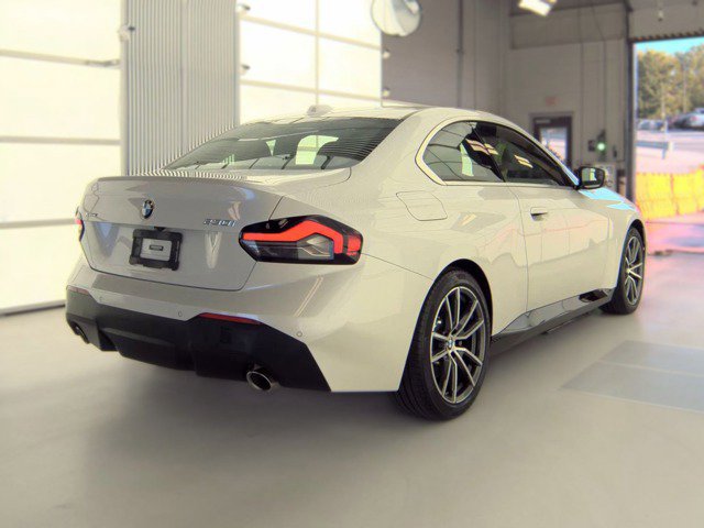 Used 2023 BMW 230i xDrive Coupe w/ Convenience Package AWD/4WD image 10