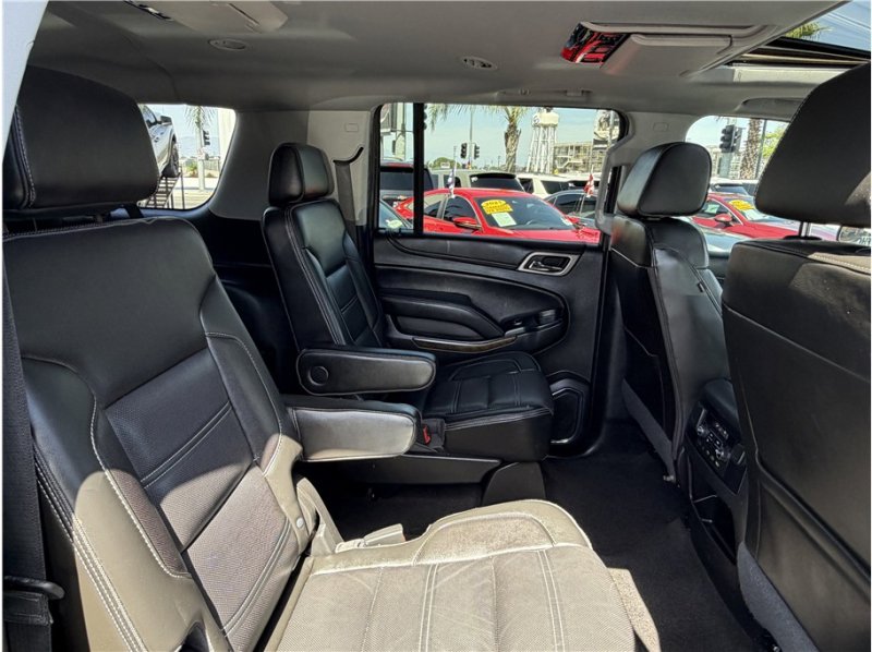 Used 2018 GMC Yukon XL Denali w/ Denali Ultimate Package image 31