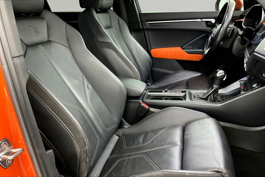 Used 2019 Audi Q3 2.0T Premium Plus w/ Premium Plus Package AWD/4WD image 22