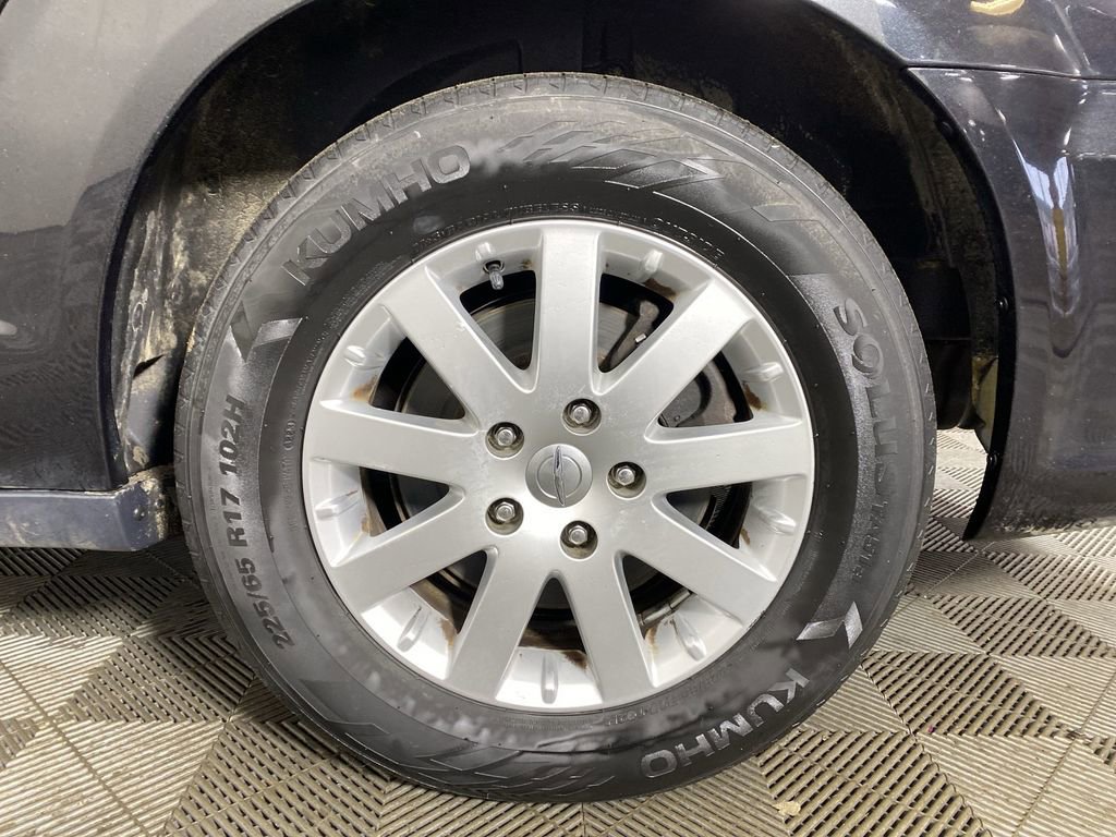 Used 2016 Chrysler Town & Country Touring w/ Driver Convenience Group image 33