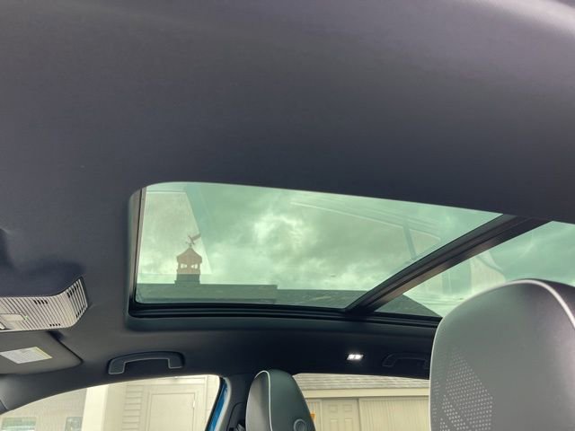 New 2025 Volkswagen Atlas Cross Sport SEL Premium R-Line image 25