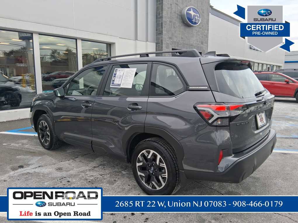 Used 2025 Subaru Forester image 6