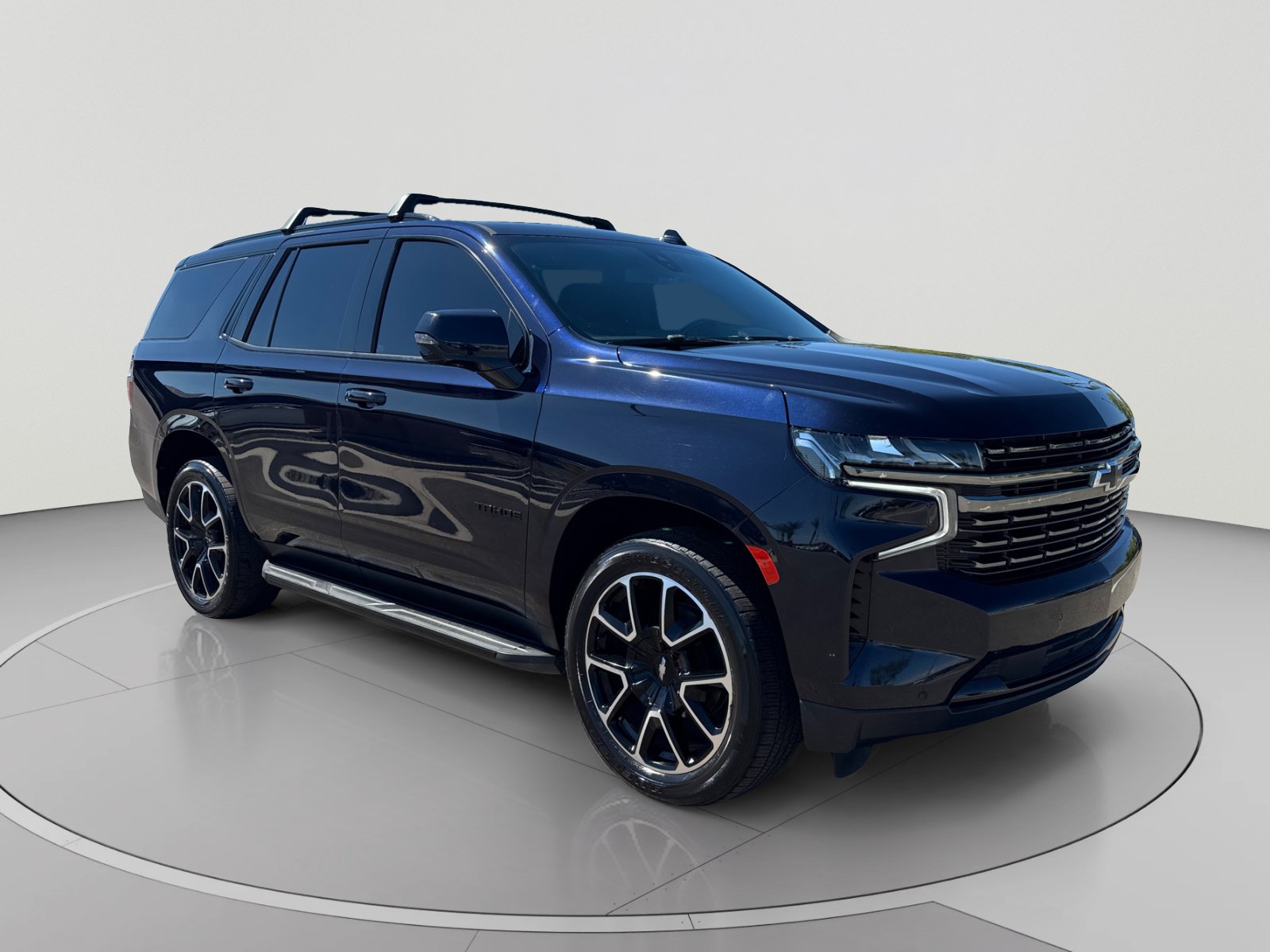 Used 2022 Chevrolet Tahoe RST w/ Luxury Package AWD/4WD image 7