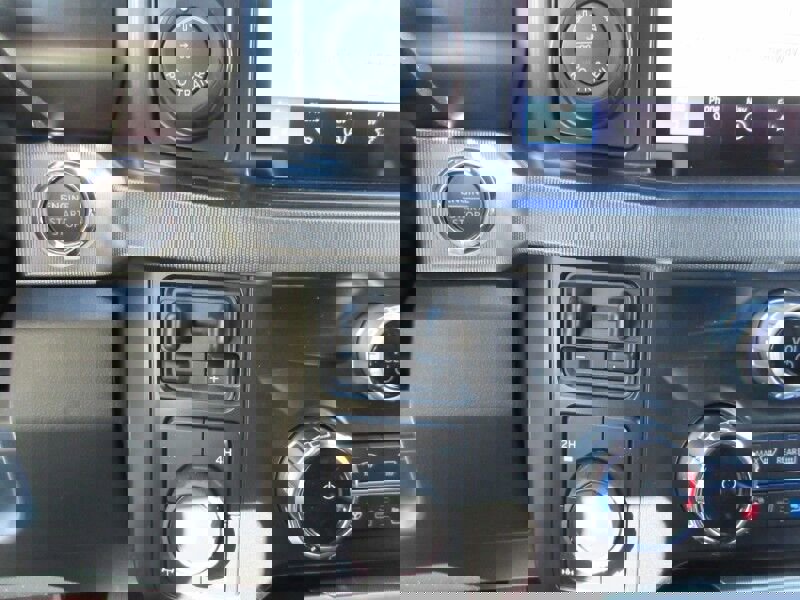 New 2026 Ford F350 Platinum image 30