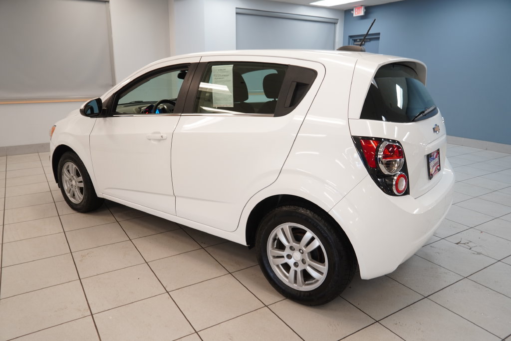 Used 2016 Chevrolet Sonic LT FWD image 7
