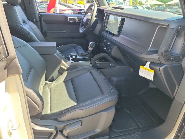 New 2026 Ford Bronco Badlands w/ Sasquatch Package AWD/4WD image 16