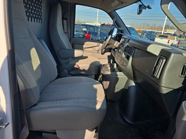 Used 2024 Chevrolet Express 2500 w/ Driver Convenience Package image 16
