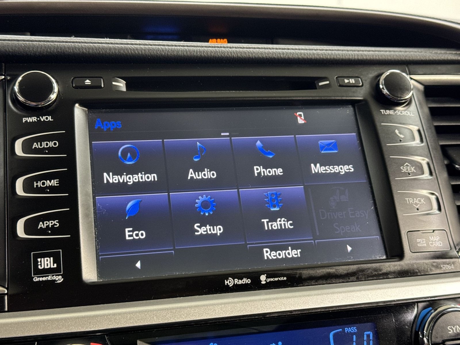 Used 2015 Toyota Highlander Limited AWD/4WD image 30
