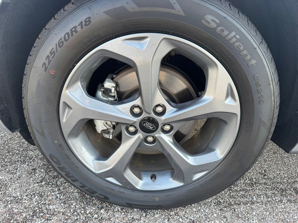 Used 2024 Ford Escape ST-Line image 10