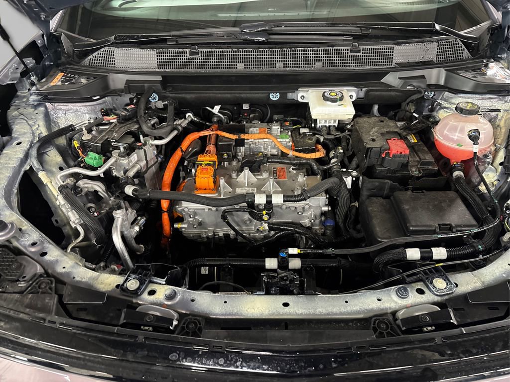 Used 2025 Chevrolet Equinox EV LT image 13