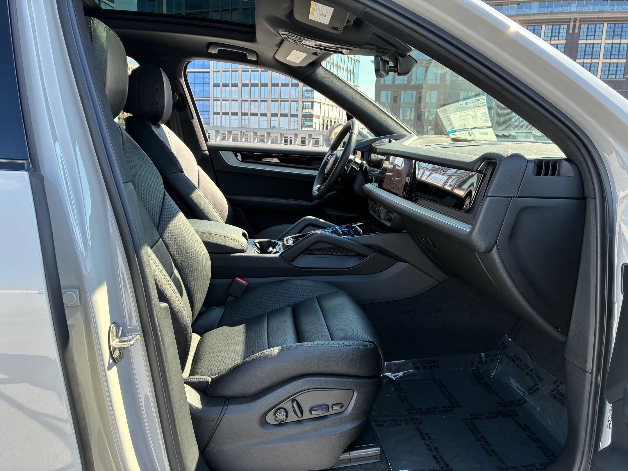 Certified 2026 Porsche Cayenne AWD/4WD image 20