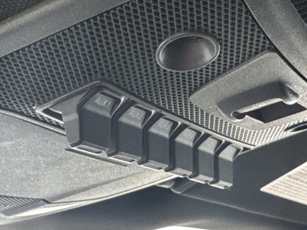 Used 2022 Ford F450 Lariat w/ FX4 Off-Road Package image 24