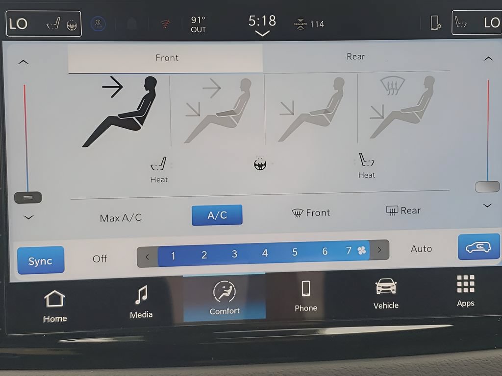 New 2026 Chrysler Voyager LX FWD image 32