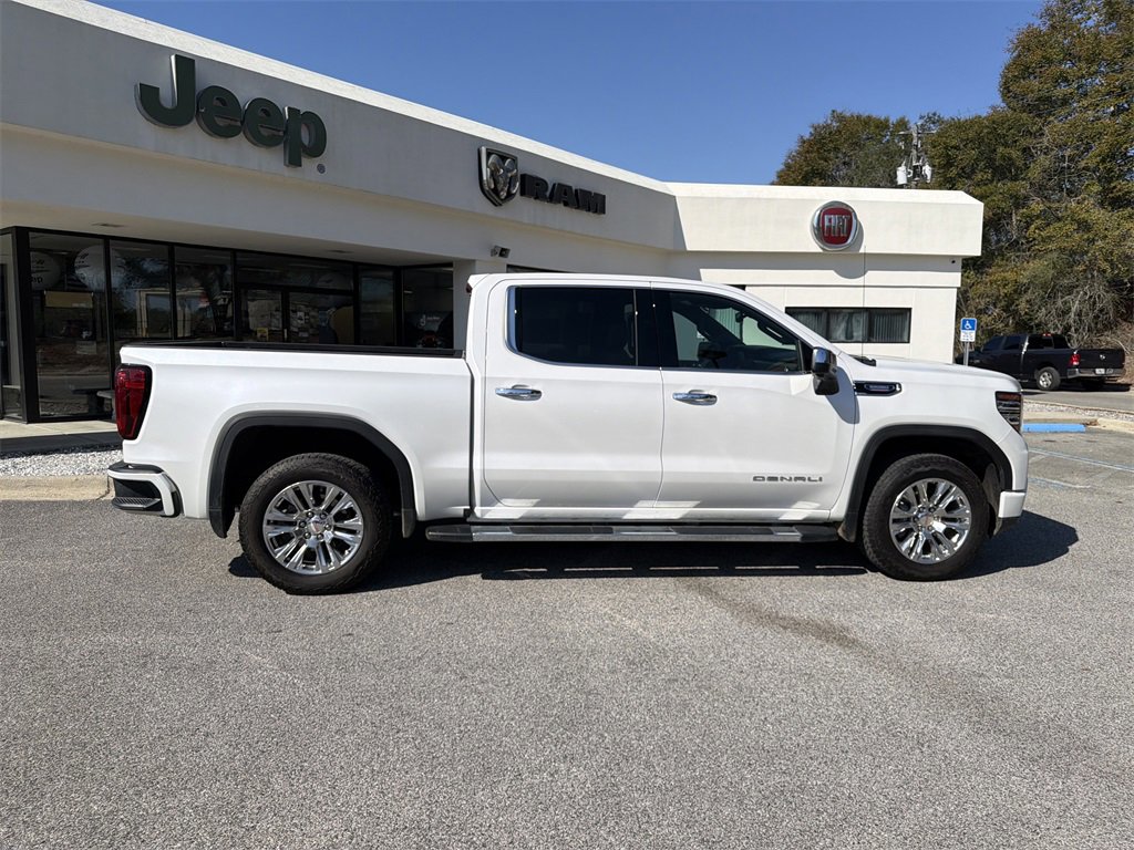 Used 2025 GMC Sierra 1500 Denali image 4