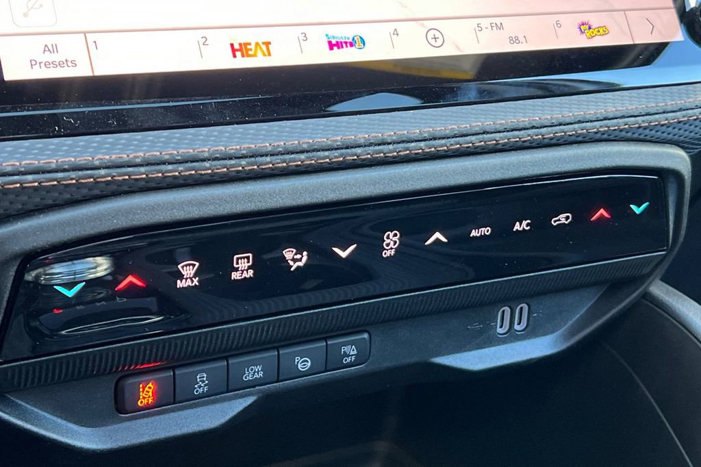 New 2026 Jeep Cherokee Overland w/ Advanced Pro Tech Group image 21