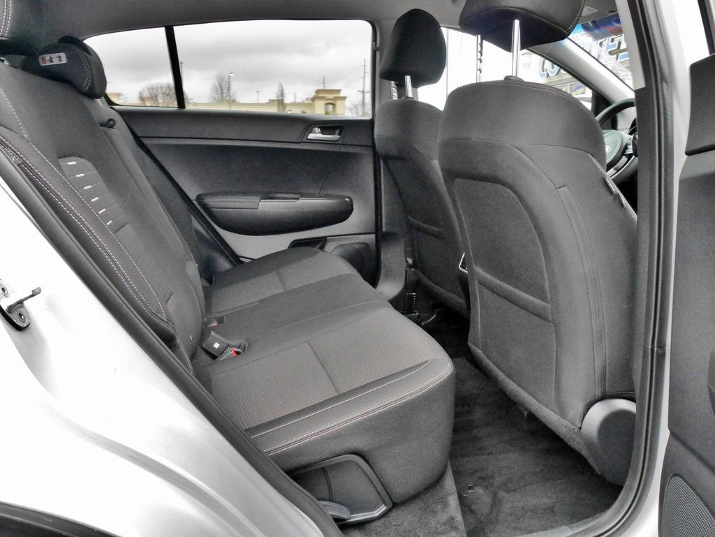 Used 2020 Kia Sportage LX w/ LX Popular Package image 11