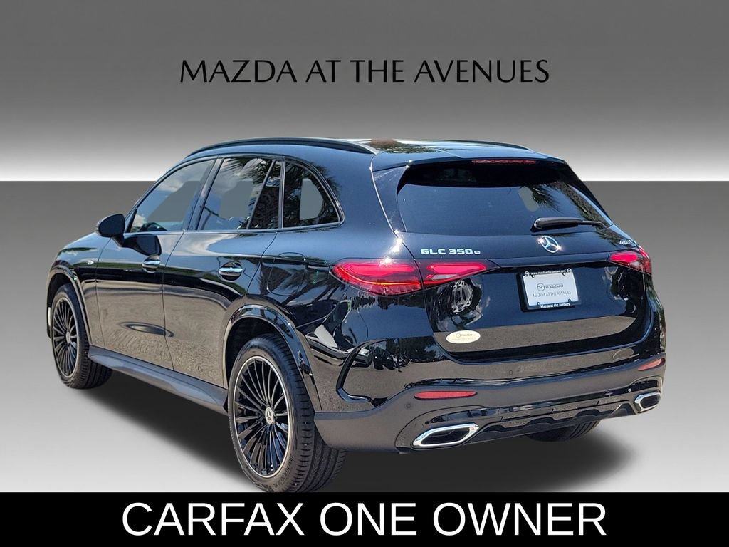 Used 2025 Mercedes-Benz GLC 350e 4MATIC image 5