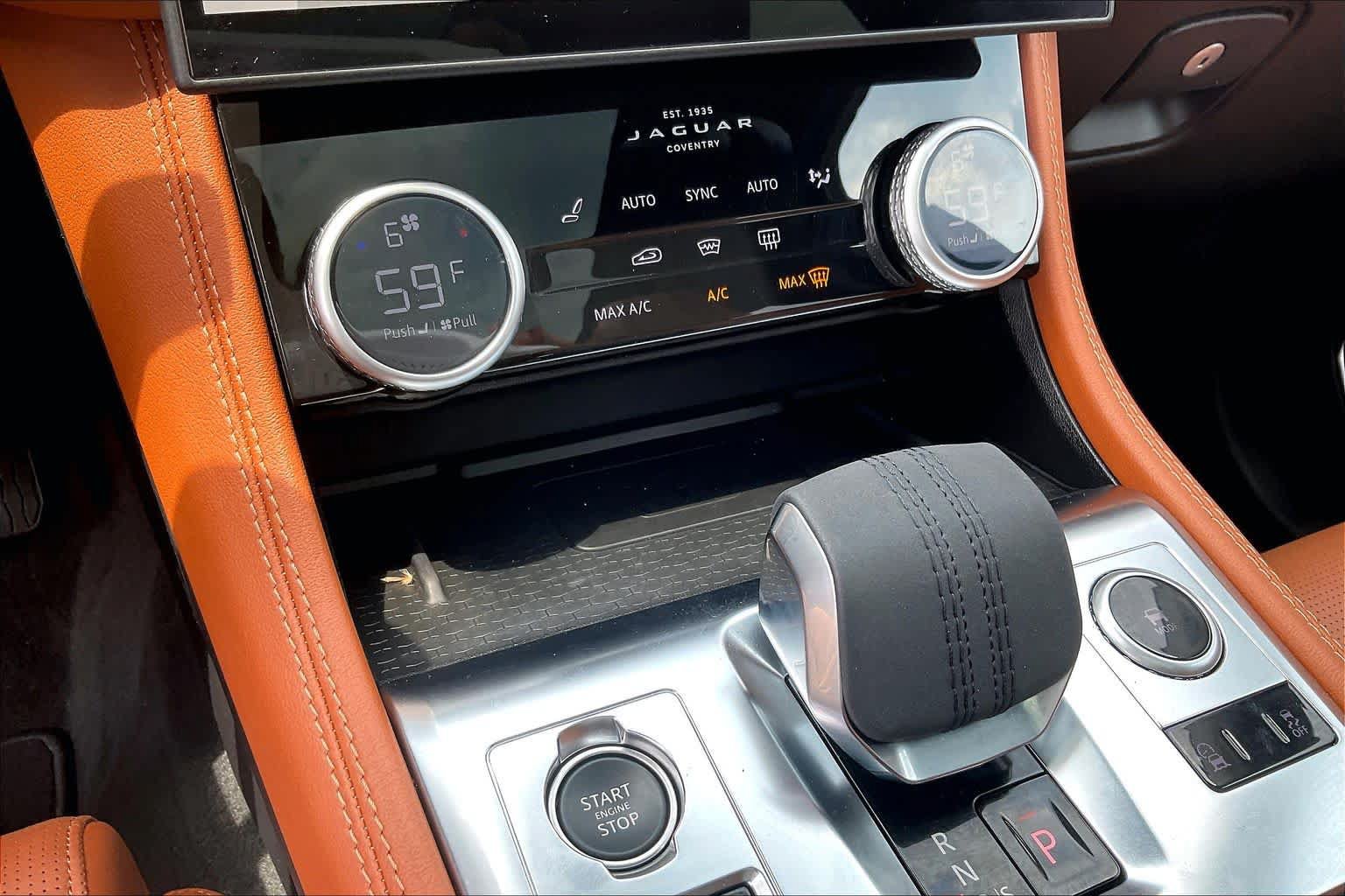 Used 2025 Jaguar F-PACE R-Dynamic S AWD/4WD image 37
