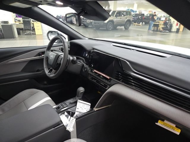 New 2026 Toyota Camry SE FWD image 9