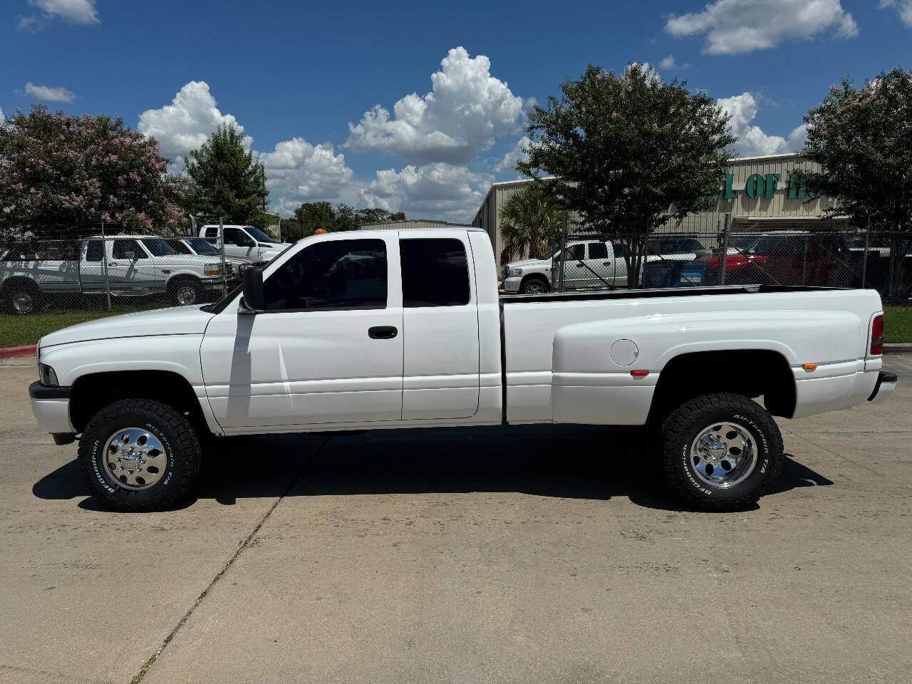 Used 1998 Dodge Ram 3500 Truck 4x4 Quad Cab image 17