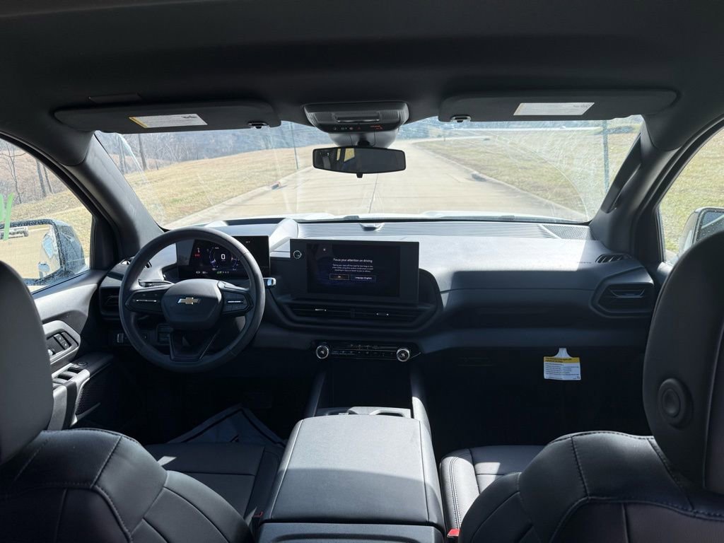 Used 2025 Chevrolet Silverado EV W/T image 16