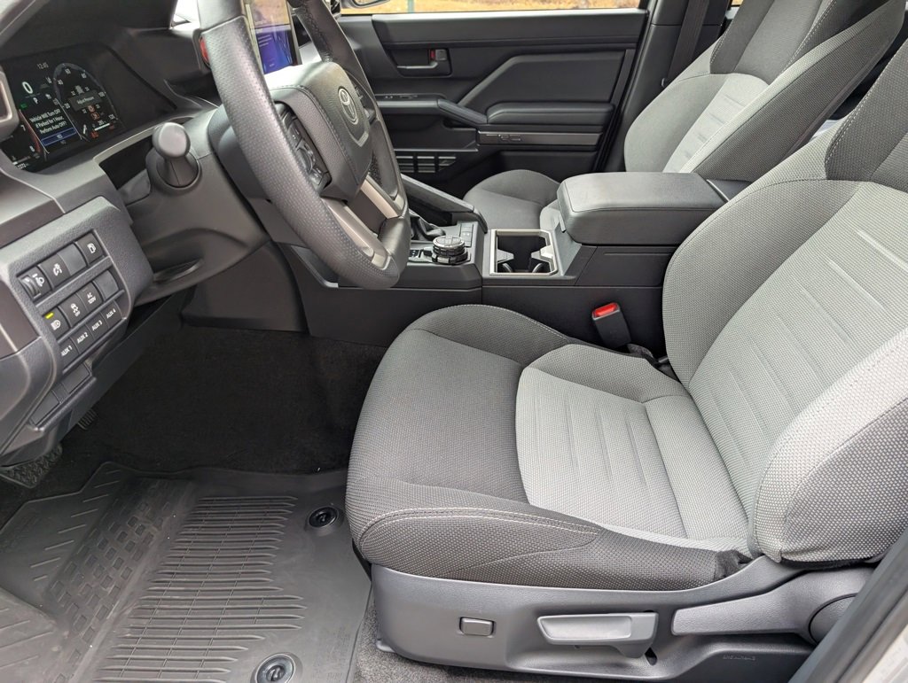 Used 2025 Toyota 4Runner TRD Off-Road image 25