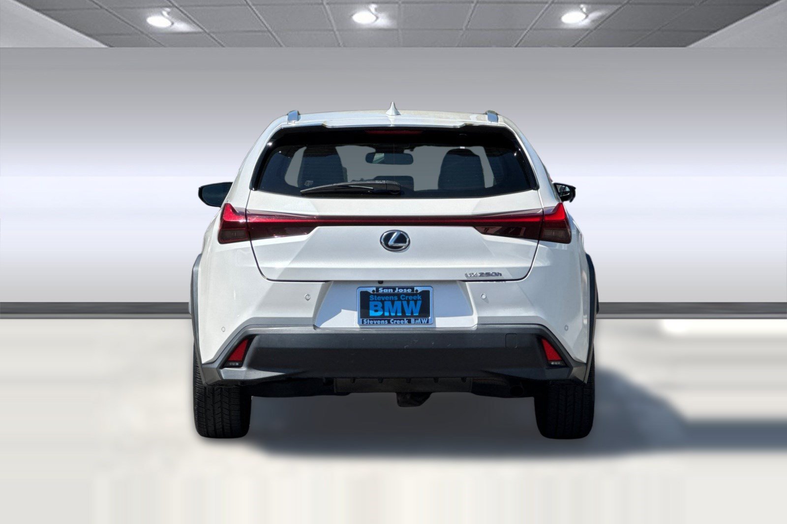 Used 2021 Lexus UX 250h w/ Accessory Package (Z1) AWD/4WD image 9