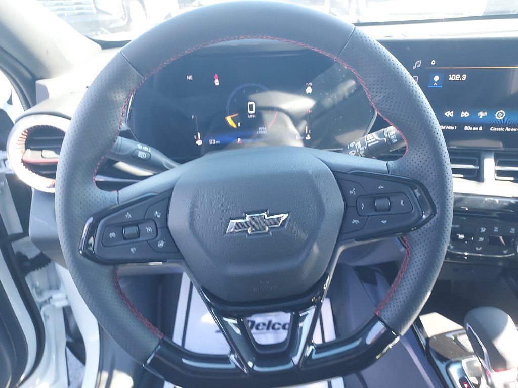 New 2026 Chevrolet Trax RS w/ Driver Confidence Package FWD image 17