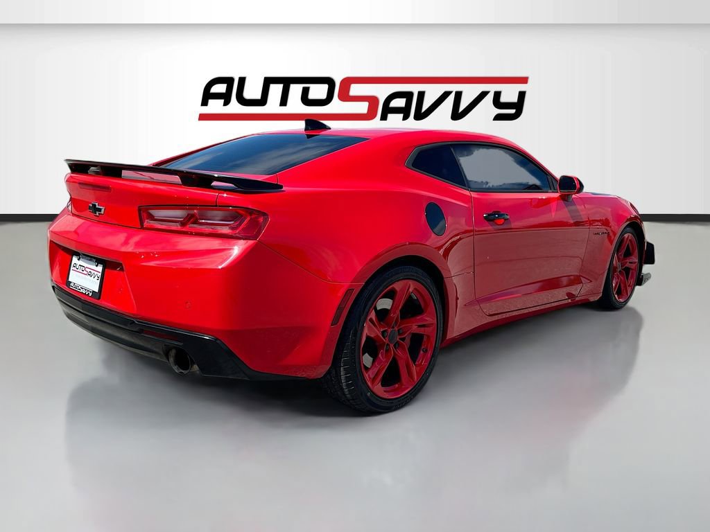 Used 2018 Chevrolet Camaro SS RWD image 7