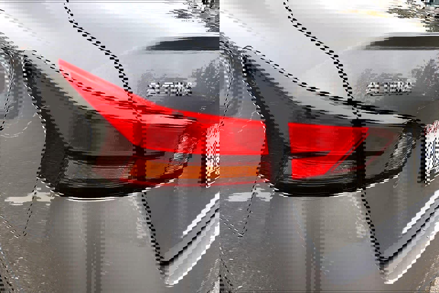 Used 2023 Nissan Altima 2.5 S image 28