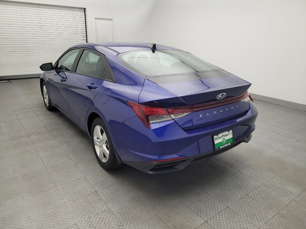 Used 2021 Hyundai Elantra SEL FWD image 5