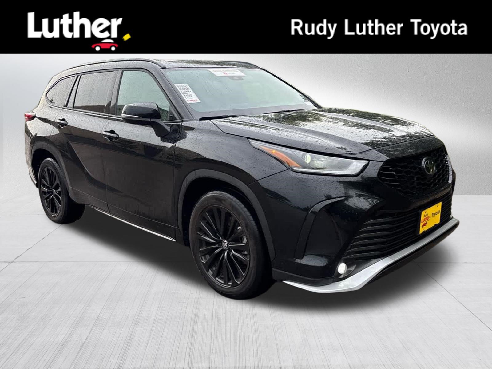 Used 2025 Toyota Highlander XSE