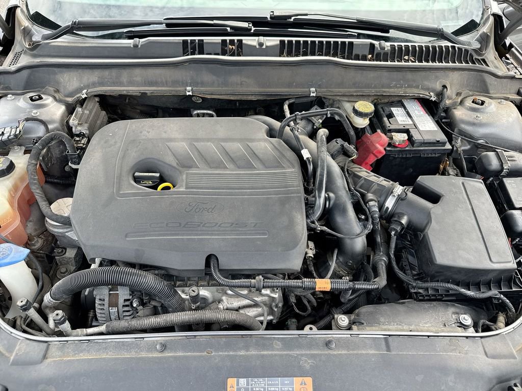 Used 2014 Ford Fusion SE w/ Equipment Group 202A image 24